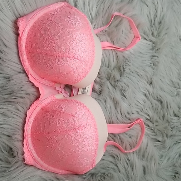 Victoria's Secret Bra NWT - Picture 2 of 4